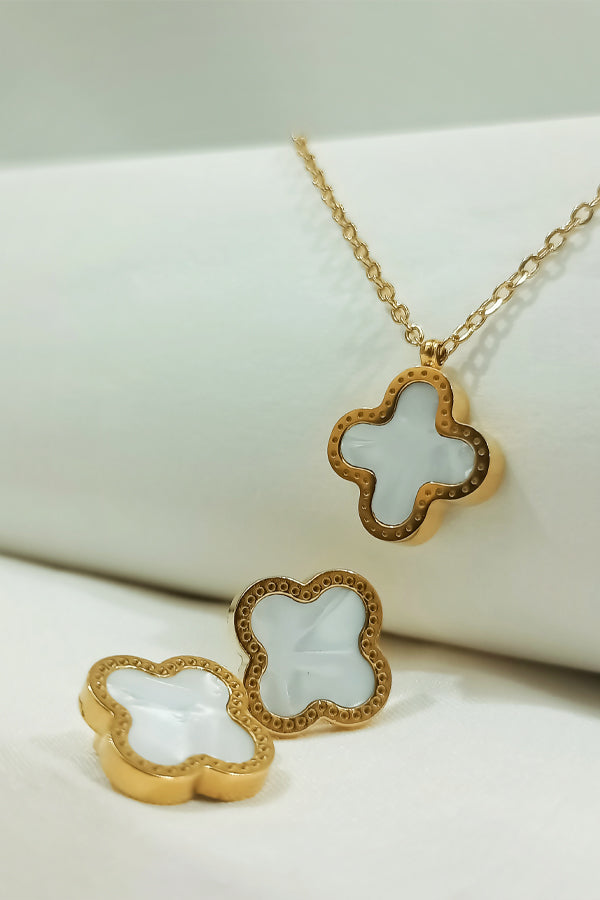 WHITE CLOVER PENDANT SET